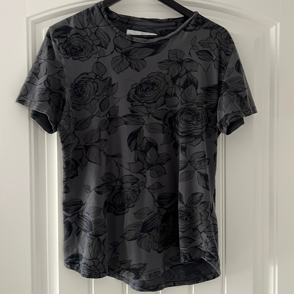 Mens T shirt